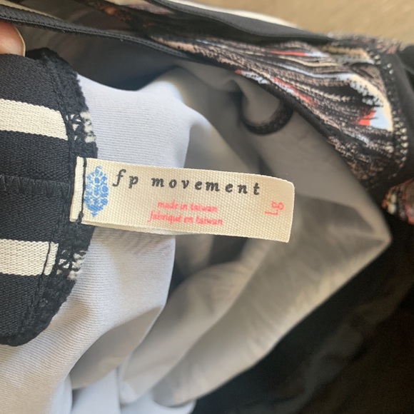 Free People Movement jumpsuit workout one piece feather print sz large - Picture 7 of 11